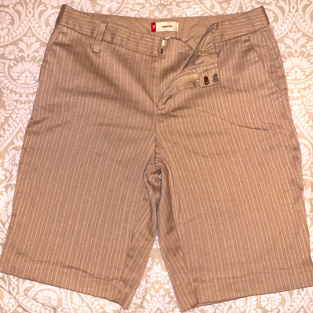 Gap size 10 Bermuda trouser style shorts